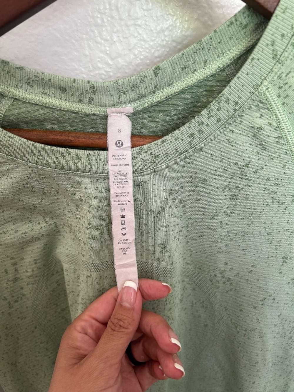 Lululemon Swiftly Tech long sleeve size 8 - Picture 7 of 7